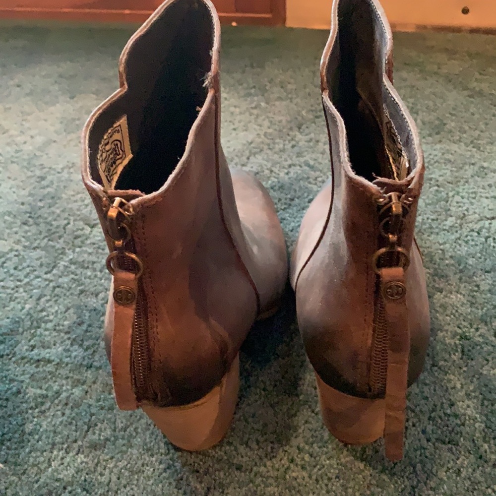 Ralph Lauren boots - Picture 3 of 9